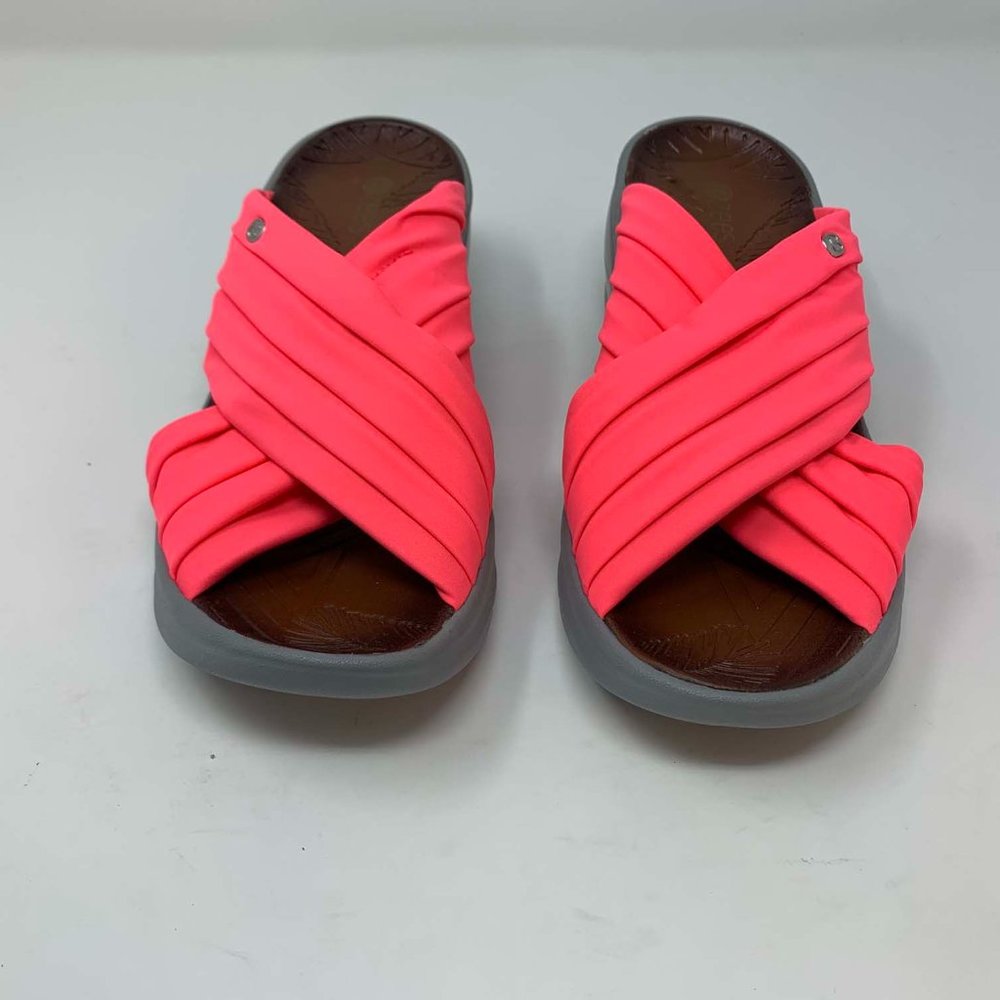 BZees Women's Knockout Sandal, Neon Pink Size 8.5